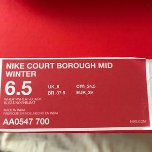 Nike Court Borough Mid Winter